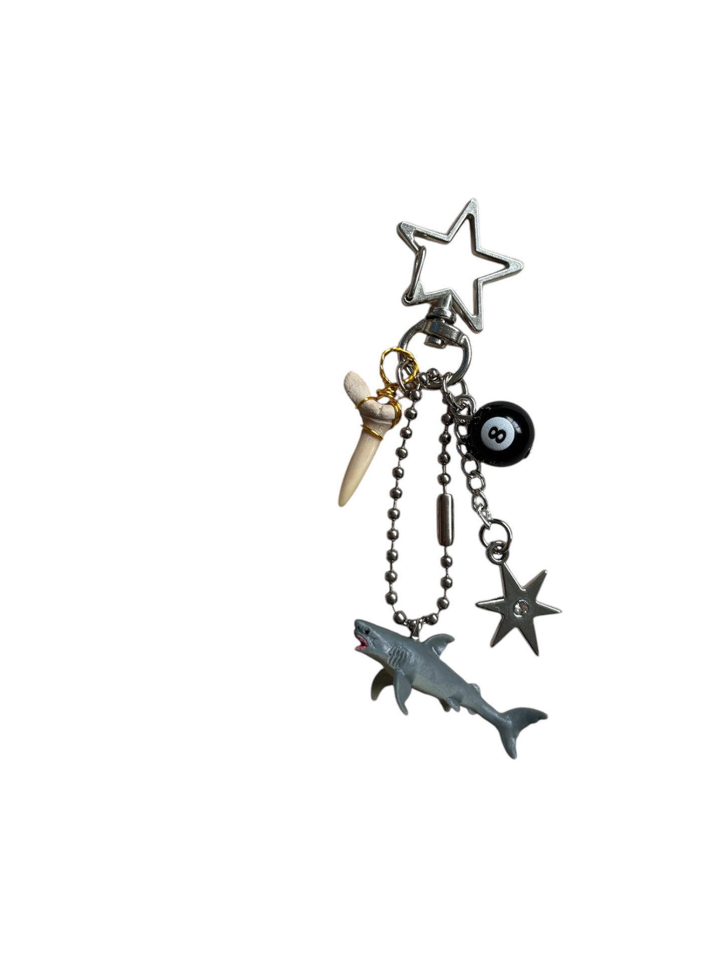 shark tooth star keychain