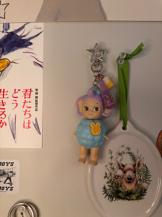 sonny elephant bubble bath keychain