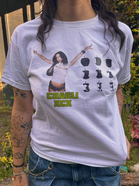 charli apple baby tee